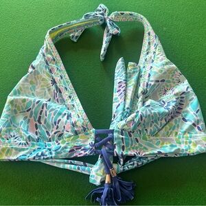 Lilly Pulitzer Blue and Green Patterned Fabric